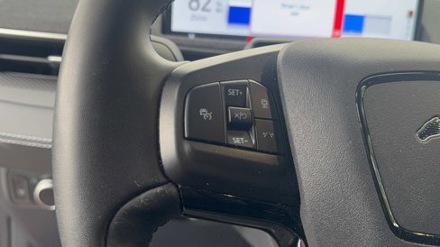 Used 2021 Ford Mustang Mach-E Premium image 16