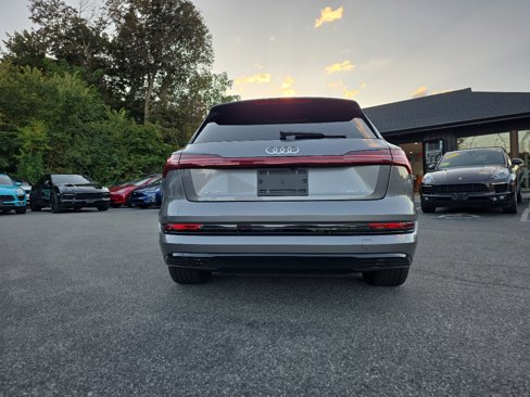 Used 2021 Audi e-tron Premium w/ Convenience Plus Package image 25