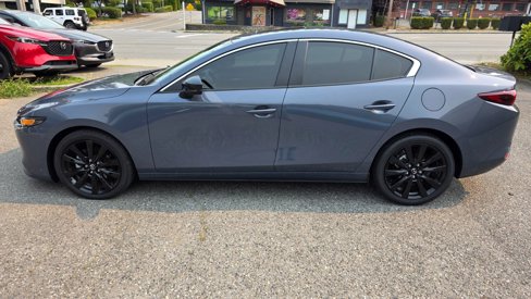 Used 2025 MAZDA MAZDA3 s image 8
