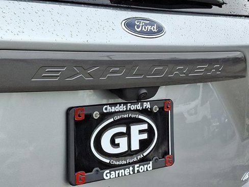 Certified 2022 Ford Explorer XLT w/ Equipment Group 202A image 30