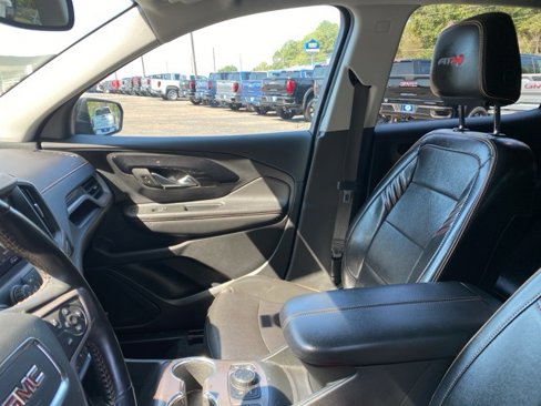 Used 2022 GMC Terrain AT4 w/ Infotainment Package II image 19