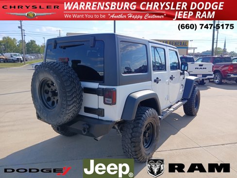 Used 2015 Jeep Wrangler Unlimited Sport w/ Connectivity Group image 3