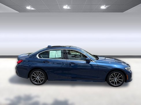 Used 2021 BMW 330i Sedan w/ Premium Package image 8