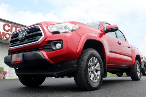 Used 2019 Toyota Tacoma SR5 image 15
