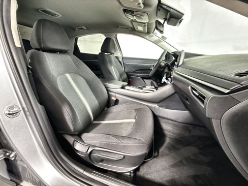 Used 2023 Hyundai Sonata SE image 25