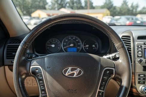 Used 2011 Hyundai Santa Fe Limited image 17