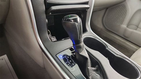 Used 2016 Toyota Camry LE image 24