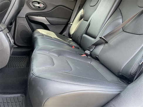 Used 2021 Jeep Cherokee Latitude Lux w/ Sun & Sound Group image 17