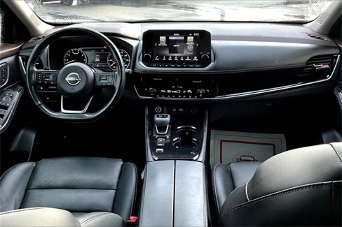 Used 2023 Nissan Rogue SL w/ SL Premium Package image 13