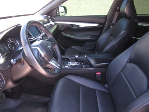 Used 2021 INFINITI QX50 Luxe w/ Appearance Package image 17