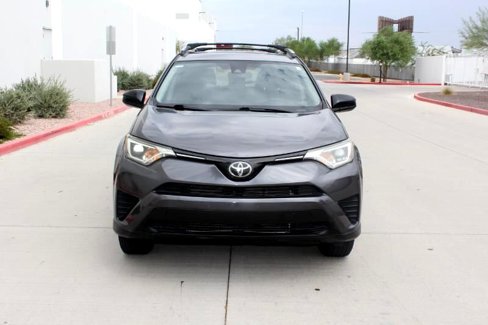 Used 2017 Toyota RAV4 LE image 2