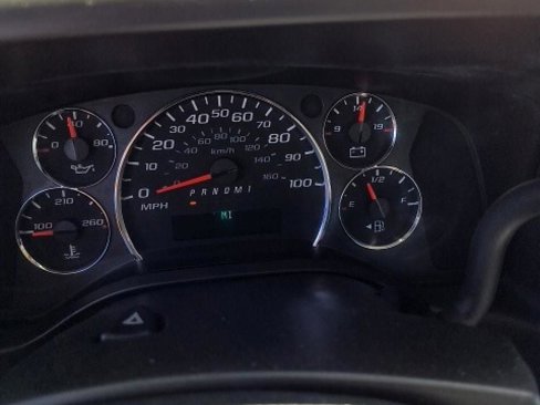 Used 2014 Chevrolet Express 3500 Extended w/ Smoker's Package image 3