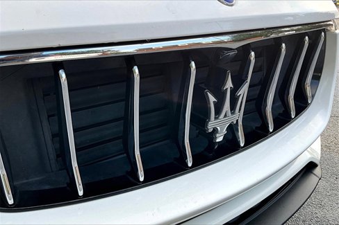 Used 2018 Maserati Levante image 31
