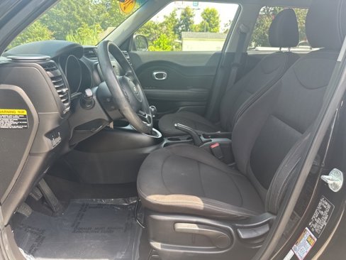 Used 2016 Kia Soul image 11