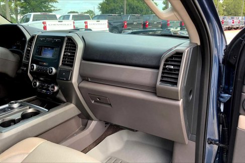 Used 2018 Ford Expedition XLT w/ Equipment Group 201A image 17