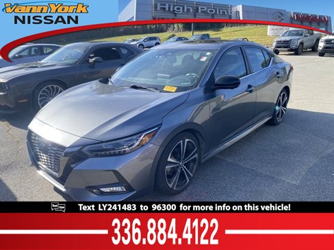 Certified 2020 Nissan Sentra SR w/ Premium Package image 1