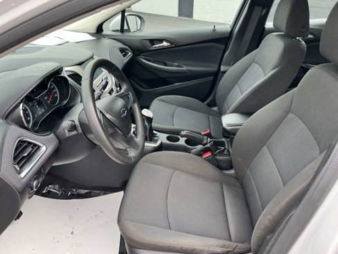 Used 2018 Chevrolet Cruze LS image 10