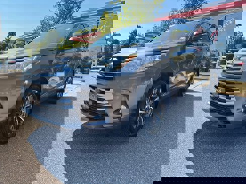 Used 2017 Toyota Highlander XLE image 1