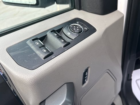 Used 2016 Ford F150 XLT w/ Equipment Group 301A Mid image 19