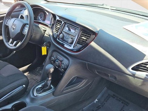 Used 2015 Dodge Dart SXT image 18