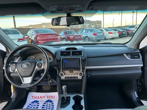 Used 2012 Toyota Camry SE image 19