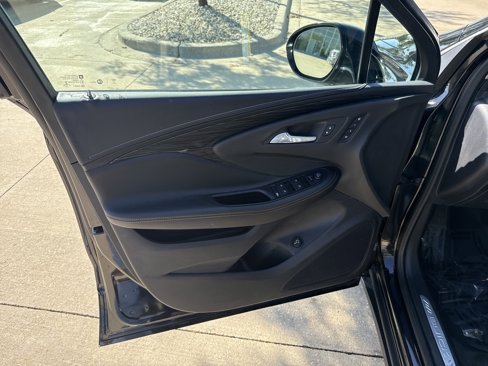 Used 2017 Buick Envision Essence image 13
