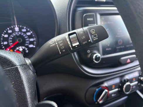Certified 2022 Kia Soul LX image 21