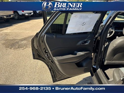 New 2026 Chevrolet Trax LT w/ Driver Confidence Package image 13