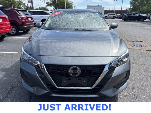 Used 2021 Nissan Sentra SV image 2