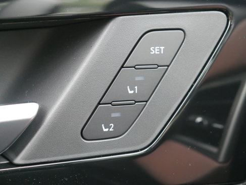 New 2025 Mitsubishi Outlander SEL image 26