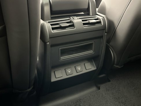 Certified 2025 Land Rover Defender 110 S image 24