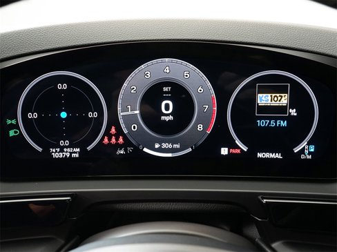 Used 2024 Porsche Cayenne image 9