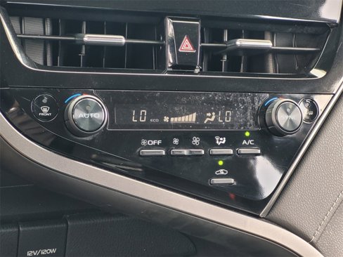 Used 2023 Toyota Camry SE image 22