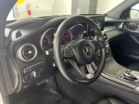 Used 2018 Mercedes-Benz GLC 300 image 19
