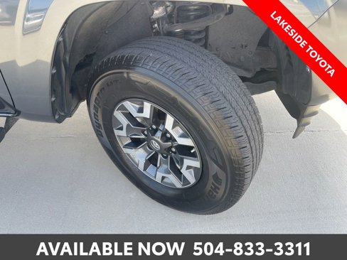 Certified 2022 Toyota Tacoma SR image 12
