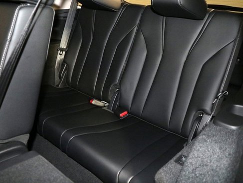 Used 2025 Acura MDX w/ Technology Package image 14