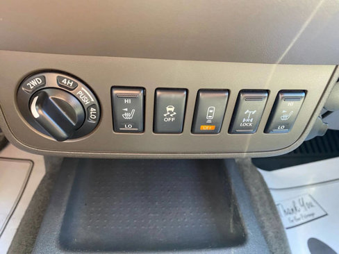 Used 2016 Nissan Frontier PRO-4X image 20