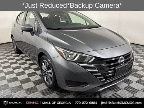 Used 2023 Nissan Versa SV image 1