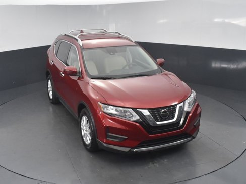 Used 2019 Nissan Rogue SV image 16