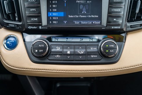 Used 2016 Toyota RAV4 XLE image 26