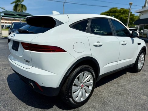 Used 2018 Jaguar E-PACE SE image 6