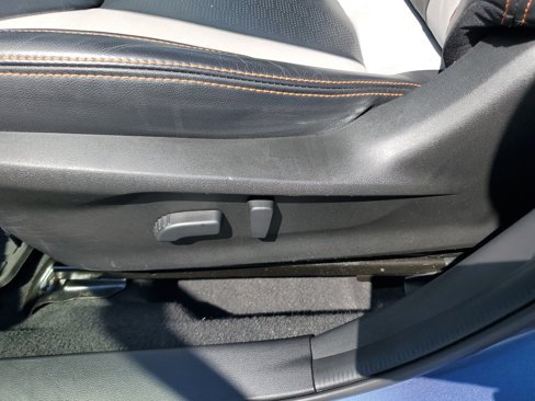 Used 2018 Subaru Crosstrek 2.0i Limited image 14