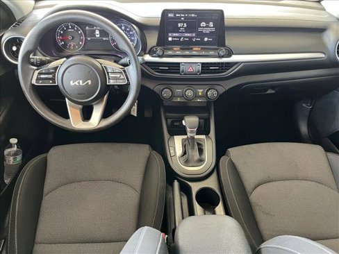 Used 2023 Kia Forte LXS image 11