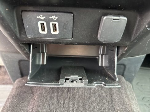 Used 2016 Ford F150 XLT w/ Equipment Group 302A Luxury image 34