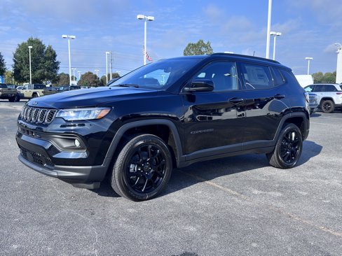 New 2026 Jeep Compass Latitude image 2