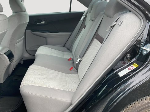 Used 2013 Toyota Camry XLE image 10