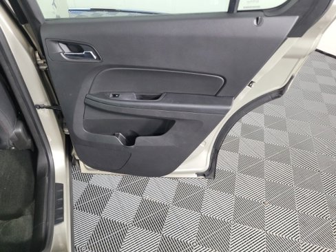 Used 2013 Chevrolet Equinox LS image 12