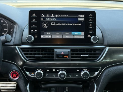 Used 2019 Honda Accord Sport image 3