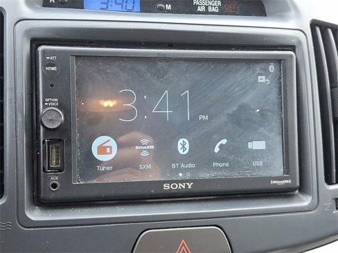 Used 2010 Hyundai Elantra GLS image 17