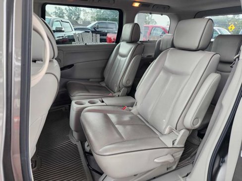 Used 2013 Nissan Quest LE image 13